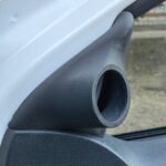 Подиумы в двери под твитеры, пищалки, динамики для Renault Logan 2 — фото 3 — Стандартные уголки в двери на Renault Logan ...
