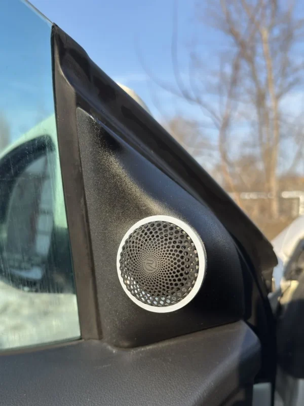Основа подиумов под твитеры для KIA CERATO 2 KOUP — фото 11 — Стандартные уголки в двери на KIA CERATO 2 KOUP поколение 20…